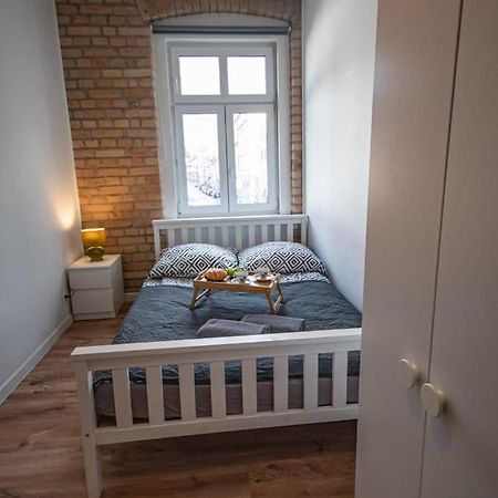 Apartament Rynek Лесьна Экстерьер фото